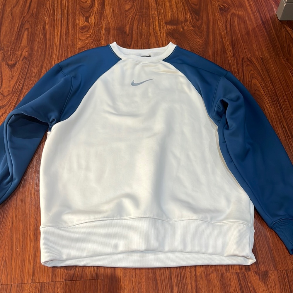 Nike white and blue crewneck
